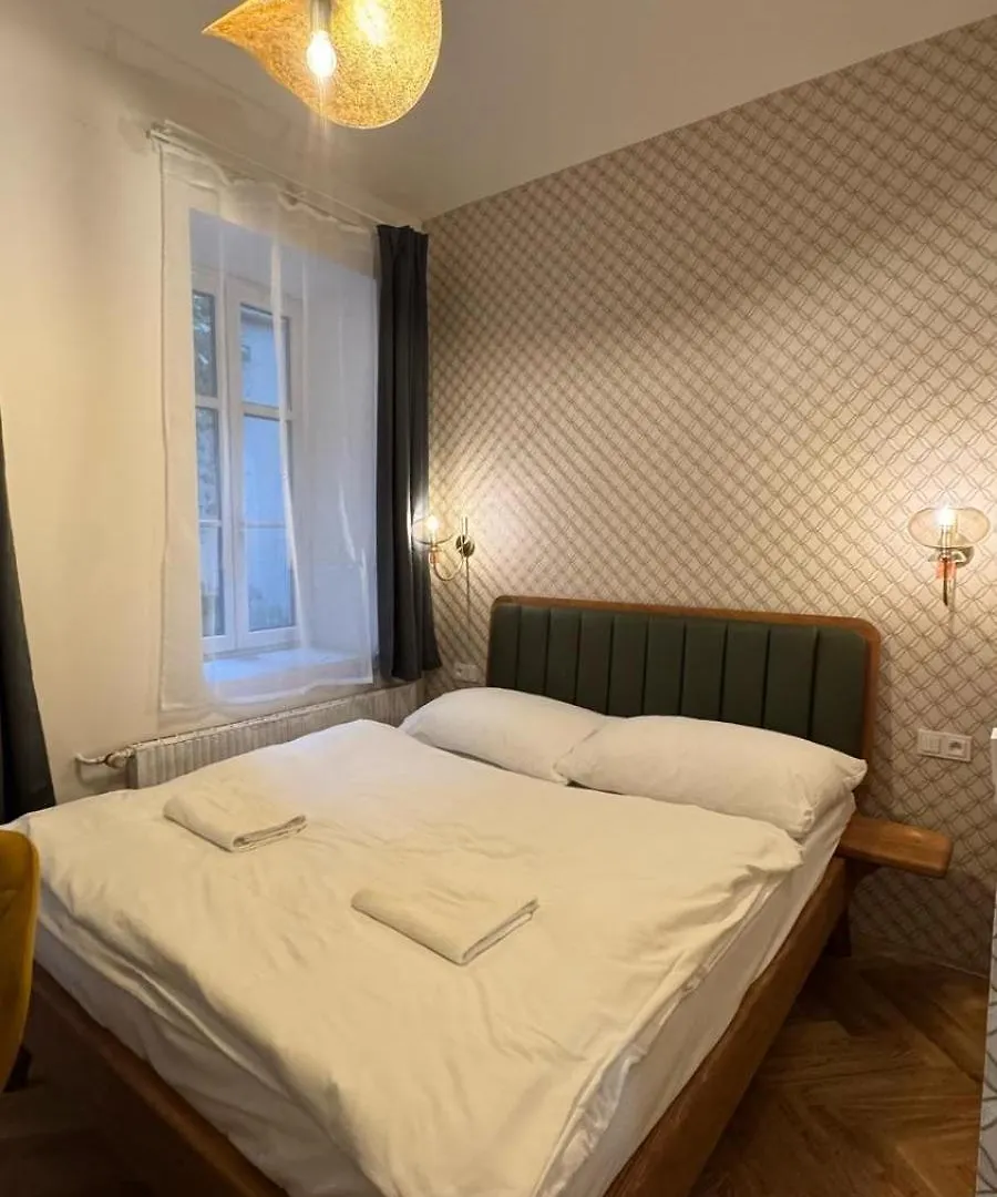 Hotel 16 - Central Prága