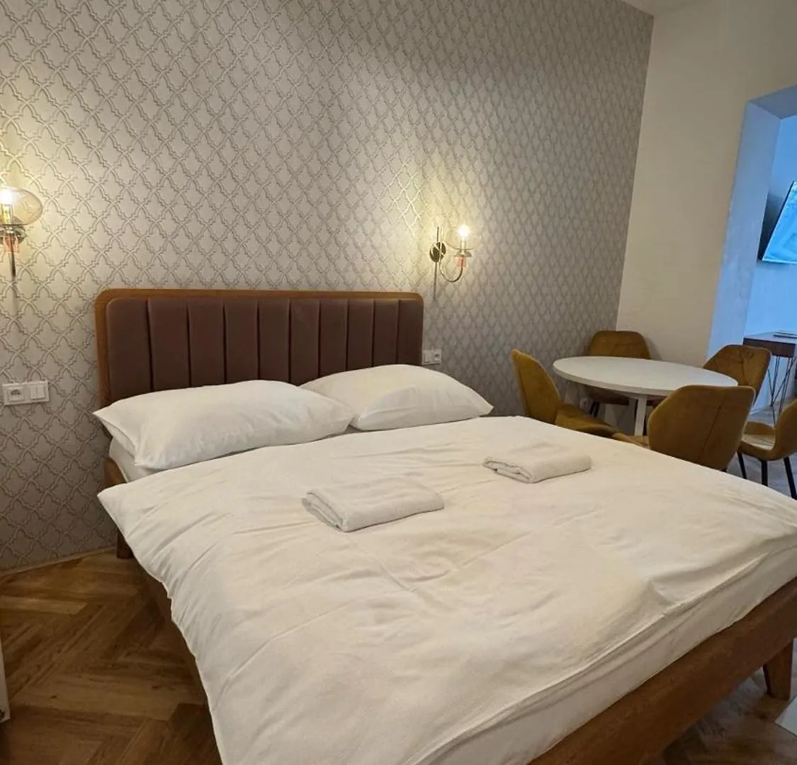 Hotel 16 - Central Prága