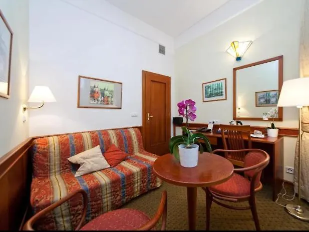 Hotel 16 - Central Prague