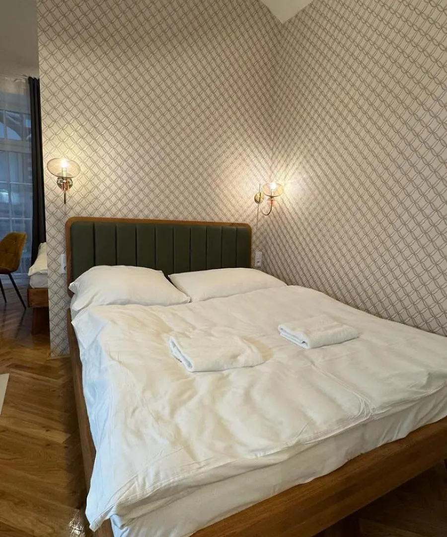 Hotel 16 - Central Prag