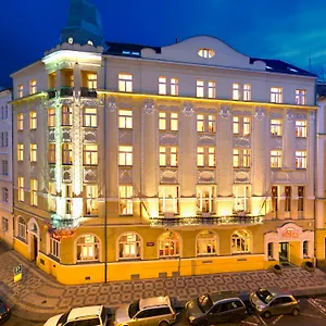 4* Hotel Theatrino