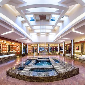 فندق Grand Majestic, براغ