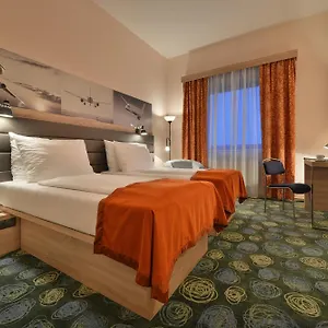 Ramada Airport Hotel